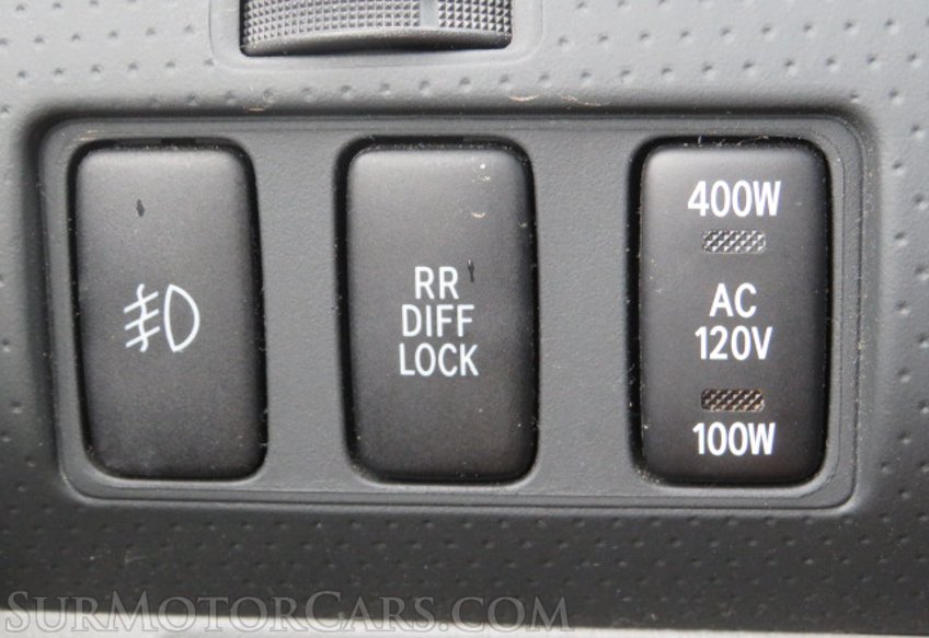 2015 Toyota Tacoma - Image 49