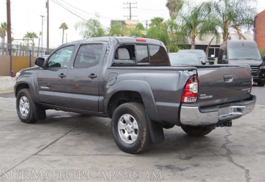 2015 Toyota Tacoma - Image 9