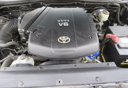 2015 Toyota Tacoma - Image 52