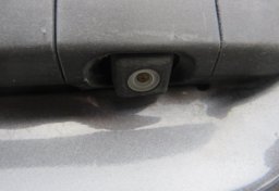 2015 Toyota Tacoma - Image 19