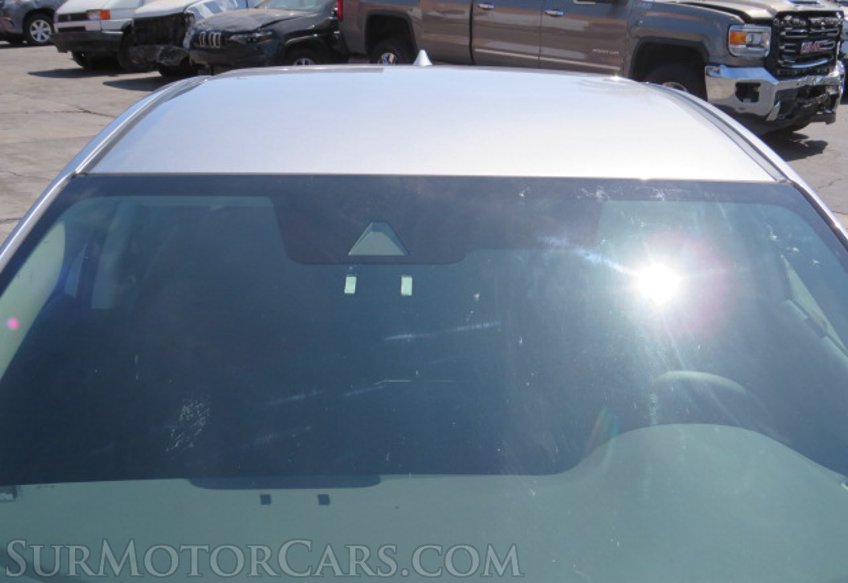 2021 Honda Insight - Image 13