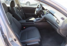 2021 Honda Insight - Image 24