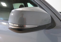 2020 Toyota Tacoma - Image 16