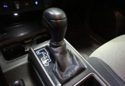 2020 Toyota Tacoma - Image 38