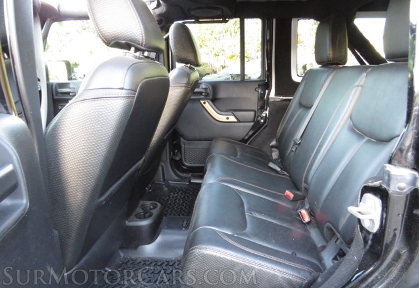 2014 Jeep Wrangler Unlimited - Image 29
