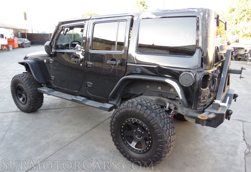 2014 Jeep Wrangler Unlimited - Image 10