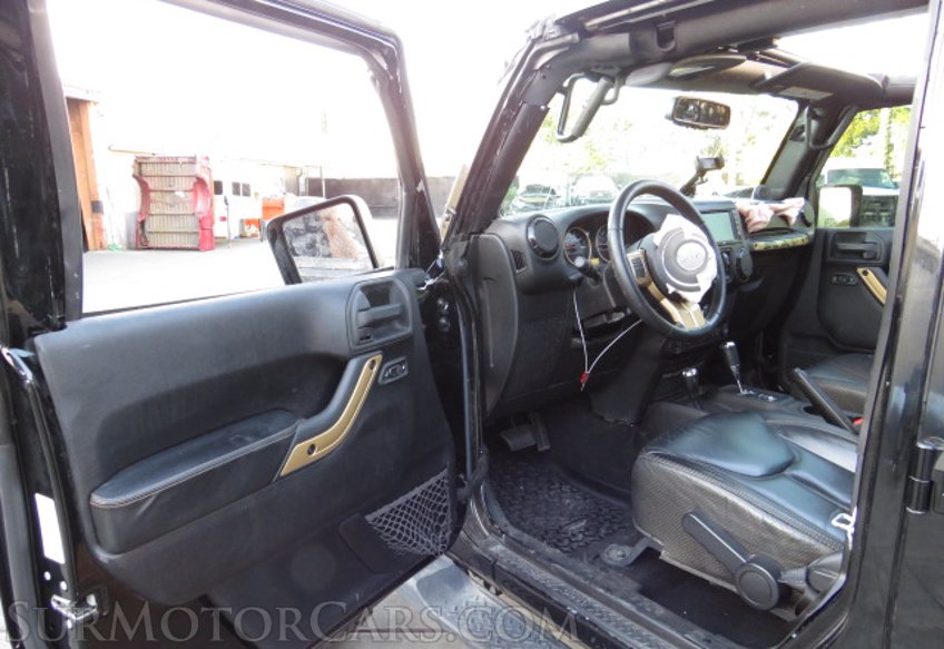 2014 Jeep Wrangler Unlimited - Image 18