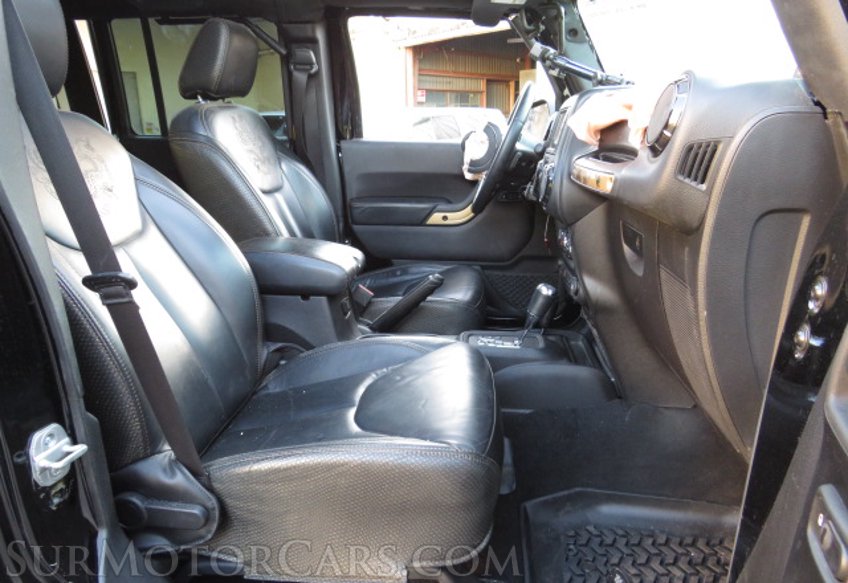 2014 Jeep Wrangler Unlimited - Image 21