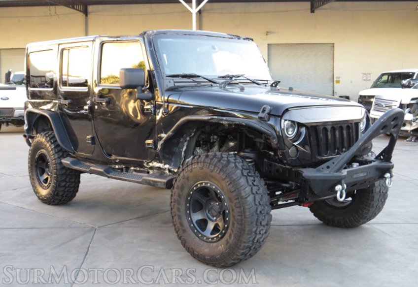 2014 Jeep Wrangler Unlimited - Image 3