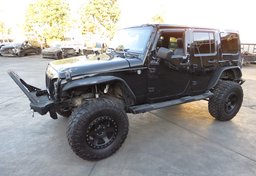 2014 Jeep Wrangler Unlimited - Image 2