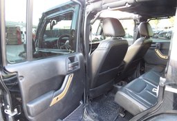 2014 Jeep Wrangler Unlimited - Image 25