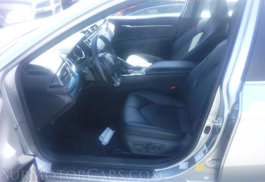 2019 Toyota Camry - Image 3