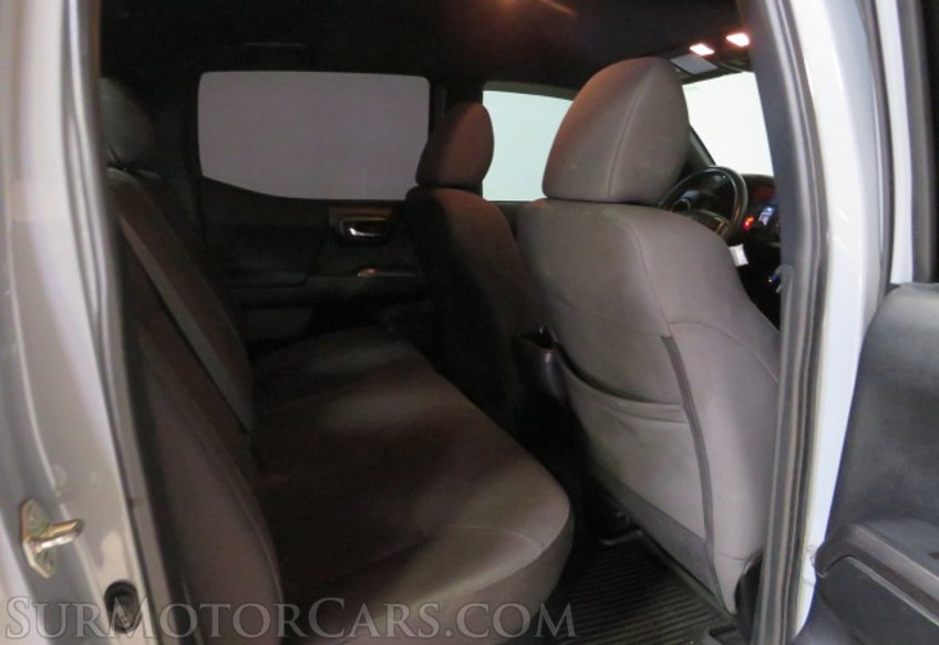 2018 Toyota Tacoma - Image 30