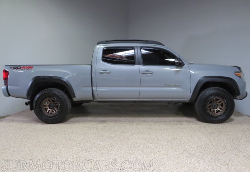 2018 Toyota Tacoma - Image 5