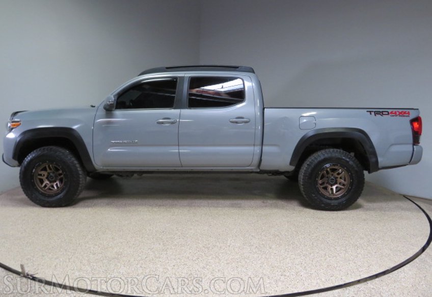 2018 Toyota Tacoma - Image 6