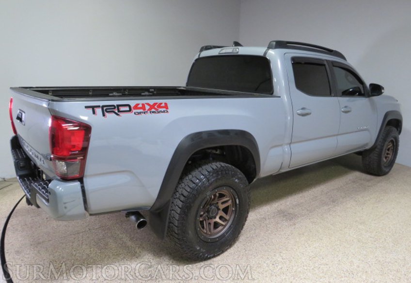 2018 Toyota Tacoma - Image 8