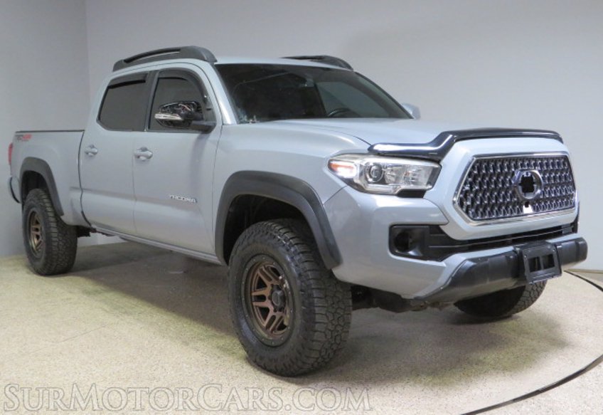 2018 Toyota Tacoma - Image 3