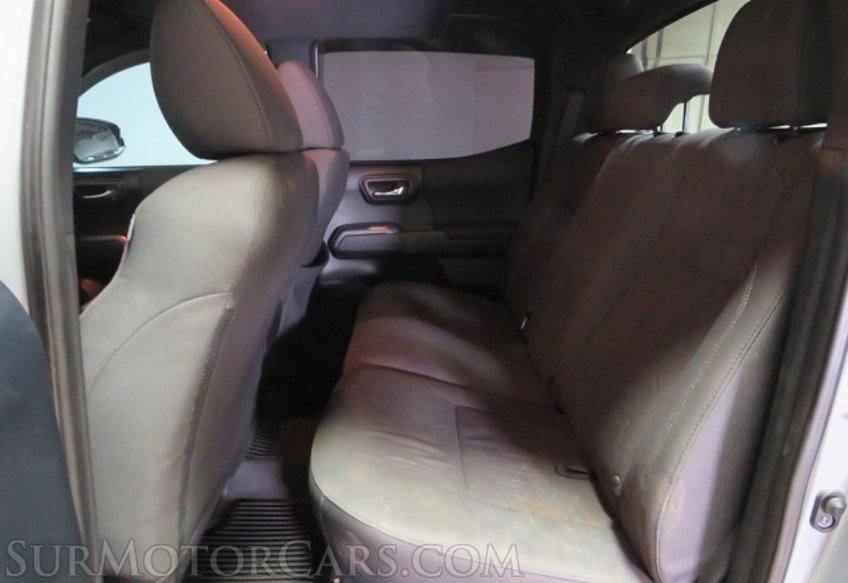 2018 Toyota Tacoma - Image 27