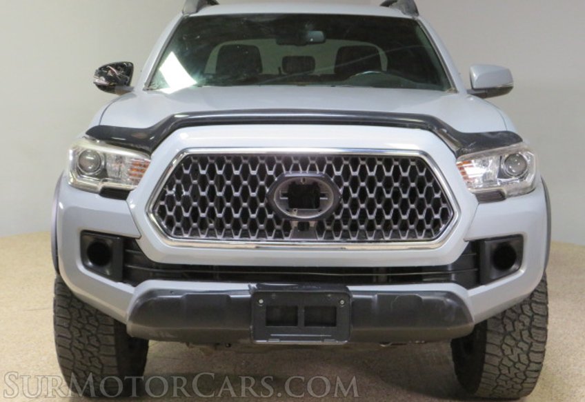 2018 Toyota Tacoma - Image 11