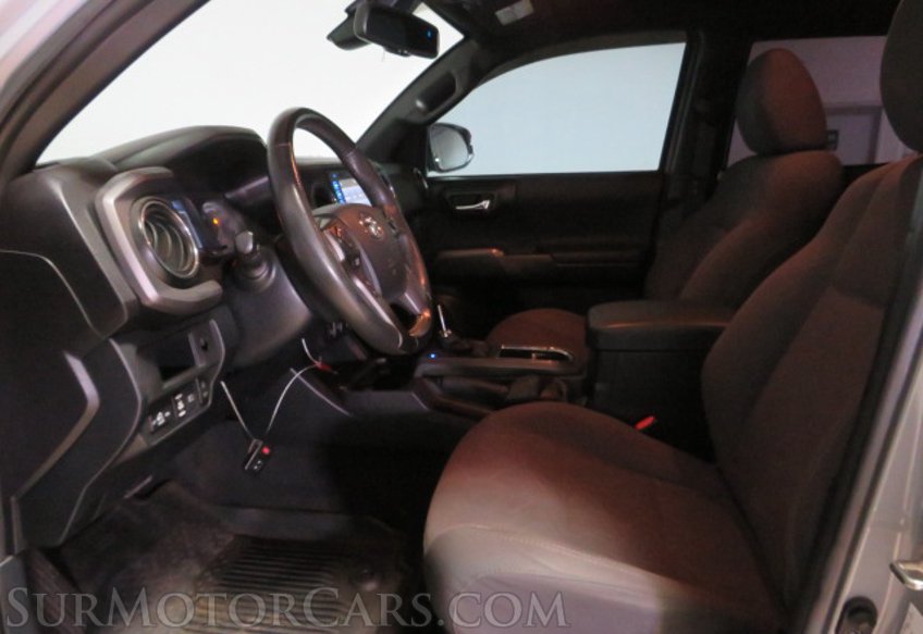 2018 Toyota Tacoma - Image 24