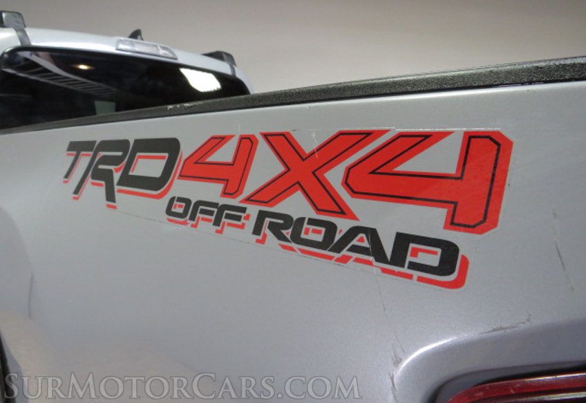 2018 Toyota Tacoma - Image 18