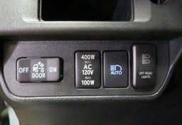 2018 Toyota Tacoma - Image 42