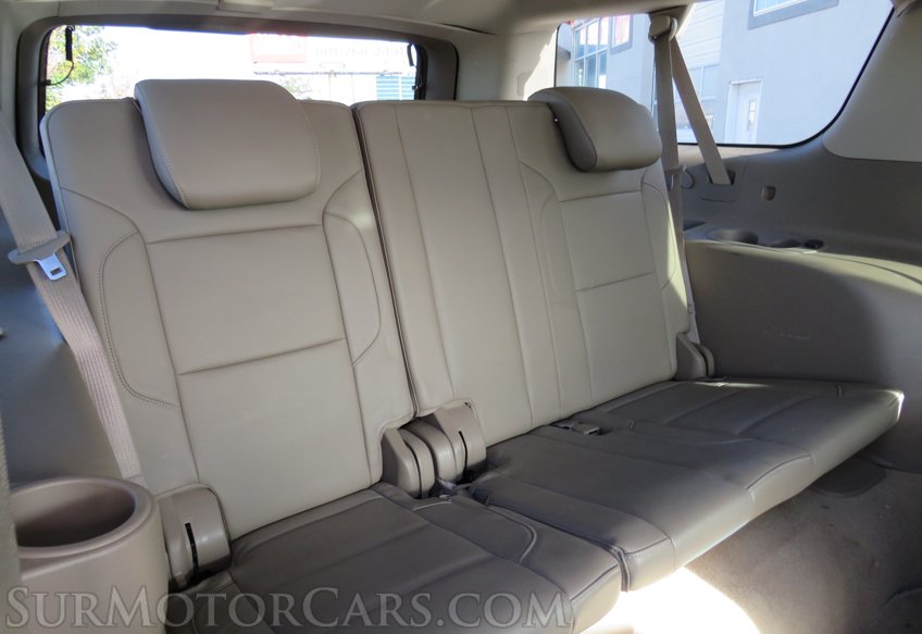 2015 Chevrolet Suburban - Image 36