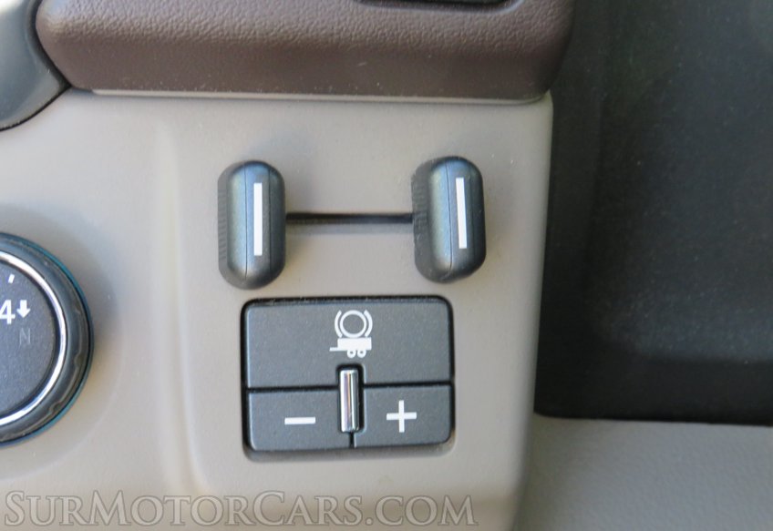 2015 Chevrolet Suburban - Image 44