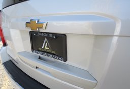 2015 Chevrolet Suburban - Image 18