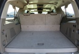 2015 Chevrolet Suburban - Image 37