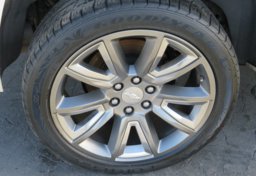 2015 Chevrolet Suburban - Image 67