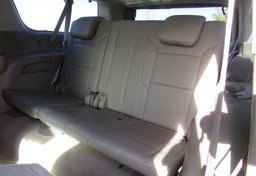 2015 Chevrolet Suburban - Image 33