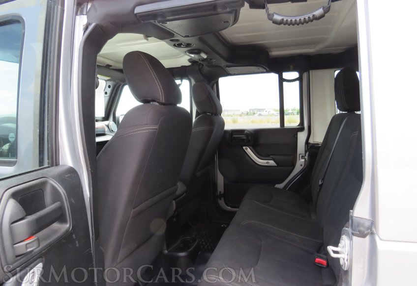 2017 Jeep Wrangler Unlimited - Image 31