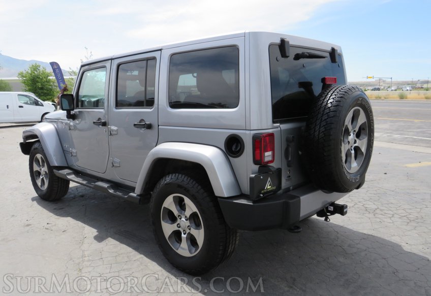 2017 Jeep Wrangler Unlimited - Image 5