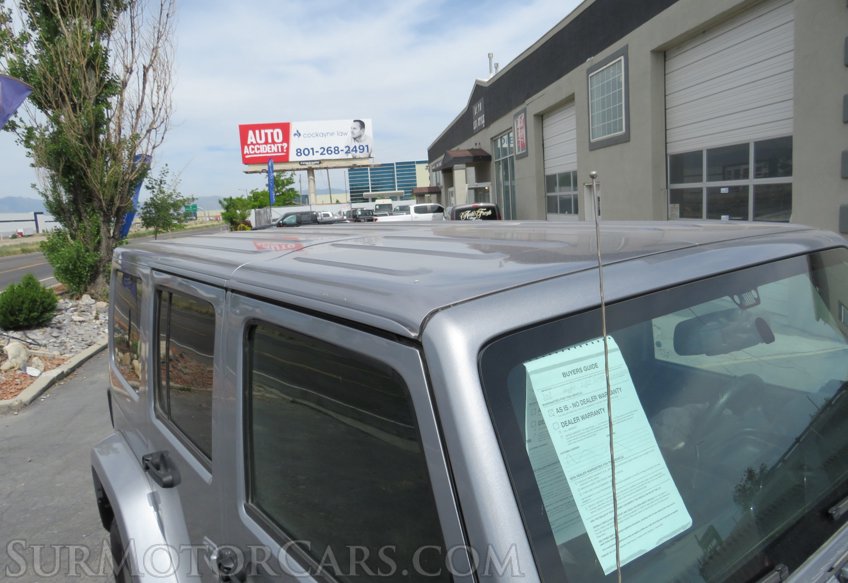 2017 Jeep Wrangler Unlimited - Image 16