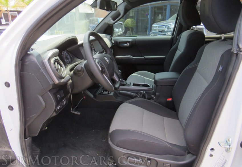 2022 Toyota Tacoma - Image 29