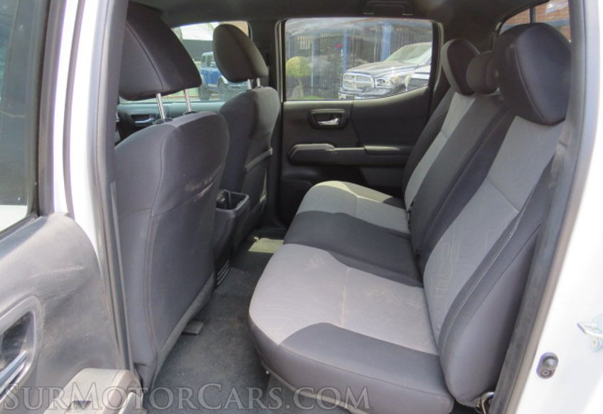 2022 Toyota Tacoma - Image 33