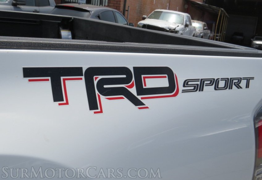 2022 Toyota Tacoma - Image 22