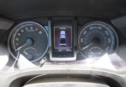 2022 Toyota Tacoma - Image 35