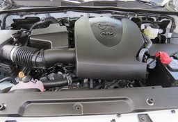 2022 Toyota Tacoma - Image 56