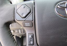 2022 Toyota Tacoma - Image 37