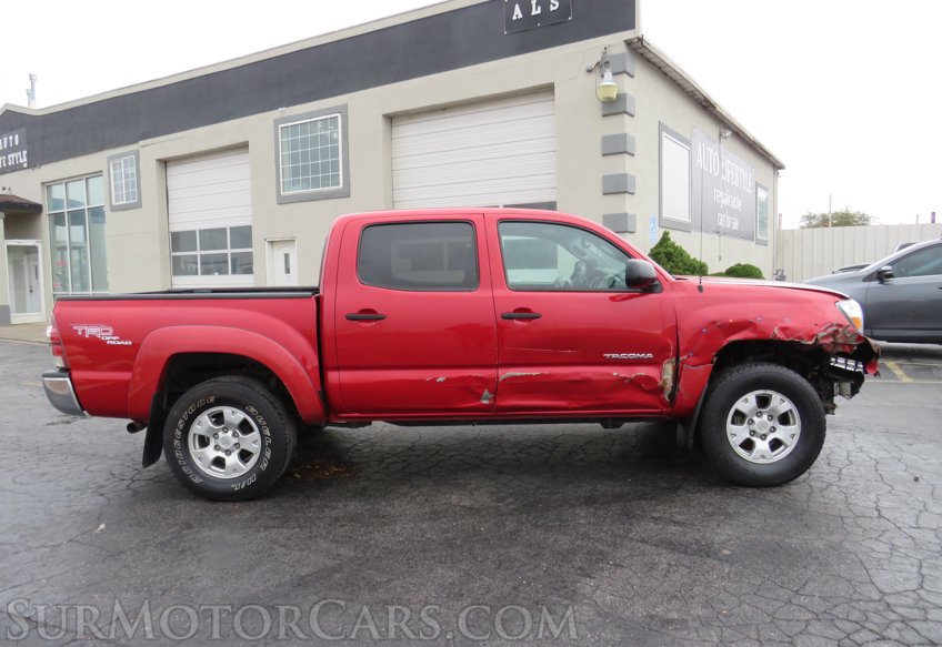 2011 Toyota Tacoma - Image 9