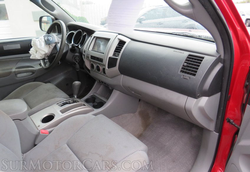 2011 Toyota Tacoma - Image 26