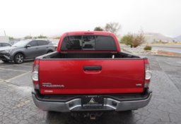 2011 Toyota Tacoma - Image 11