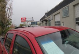 2011 Toyota Tacoma - Image 16