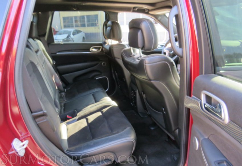 2016 Jeep Grand Cherokee - Image 32