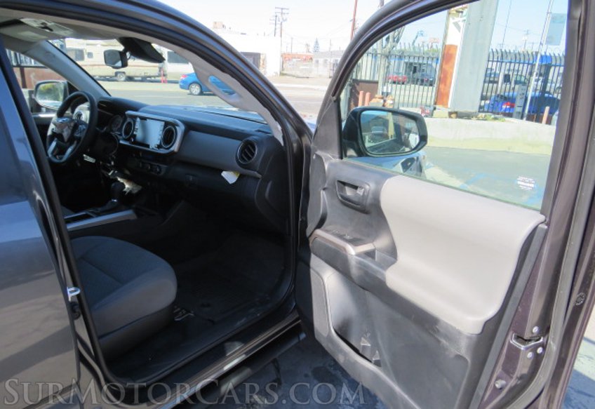 2021 Toyota Tacoma - Image 21