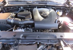 2021 Toyota Tacoma - Image 50