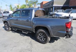 2021 Toyota Tacoma - Image 9