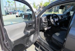 2021 Toyota Tacoma - Image 20